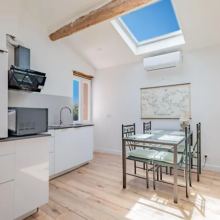 Old Town Duplex 3 People * Antibes